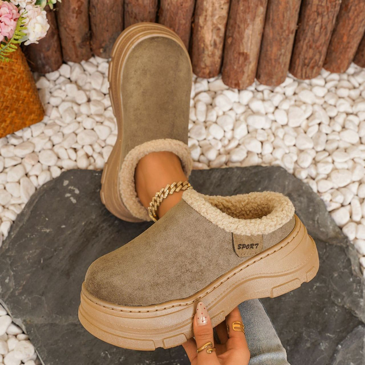 Women's Round Toe Platform Slip-On Slippers