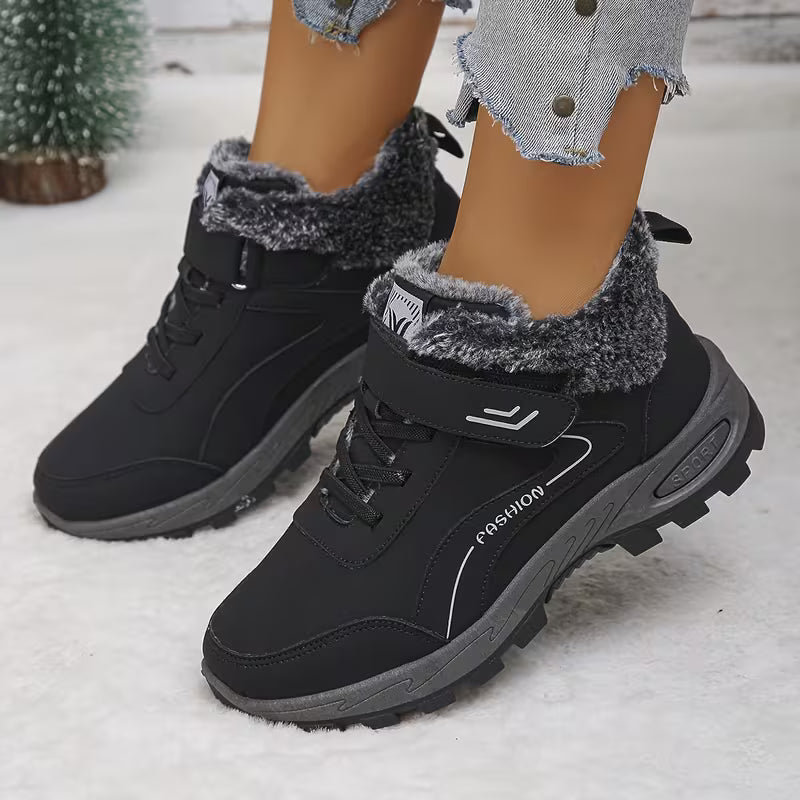 Women’s Mid-Calf Snow Boots