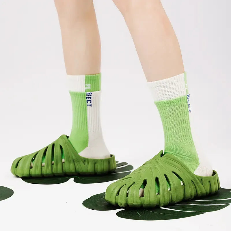 Unisex Leaf Vent Garden Clogs