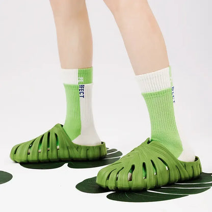Unisex Leaf Vent Garden Clogs