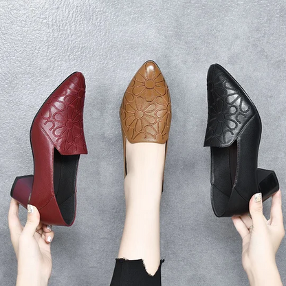 Women's Pointed-Toe Floral-Pattern Pumps