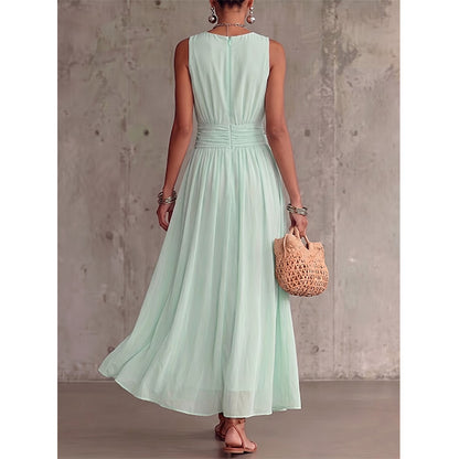 Women's Sleeveless Smocked Waist Maxi Dress