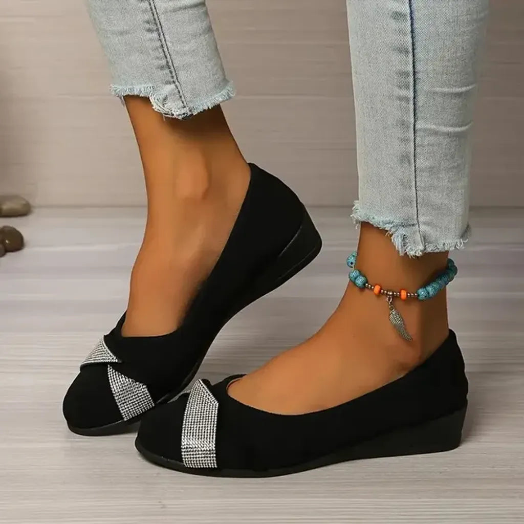 Women's Crisscross Ballet Flats