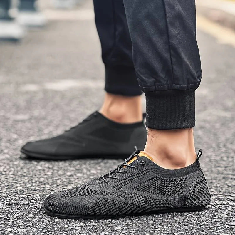 Men’s Breathable Mesh Lace-Up Walking Shoes