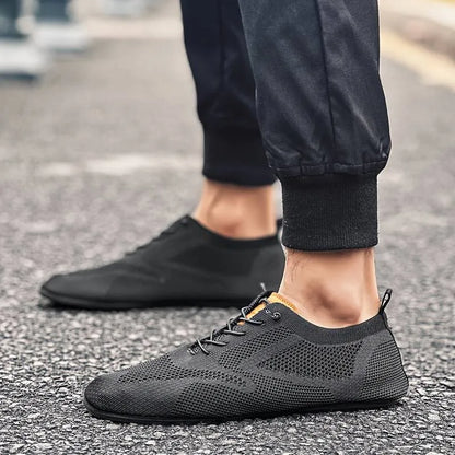 Men’s Breathable Mesh Lace-Up Walking Shoes