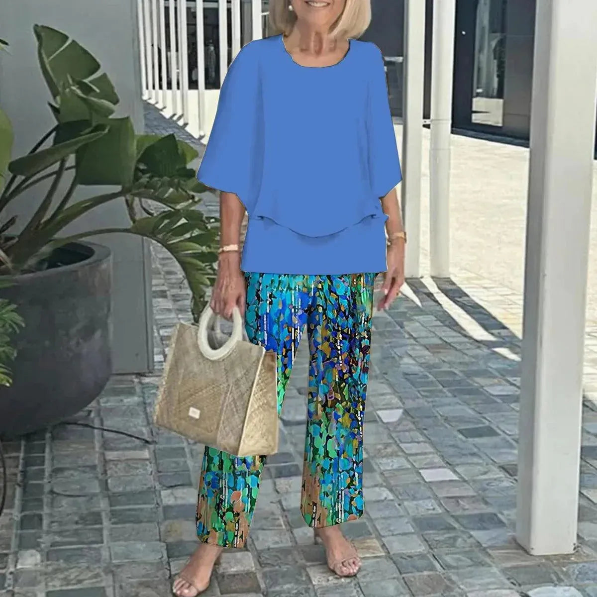 Women’s Relaxed Top and Printed Pants Set