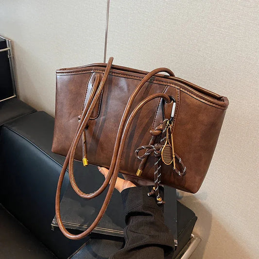 Women’s Vintage-Style Faux Leather Shoulder Tote Bag