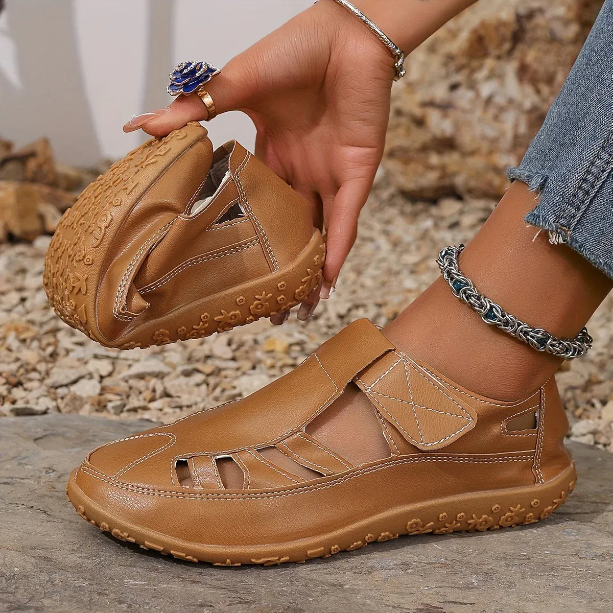 Women’s Closed-Toe Cutout Comfort Sandals