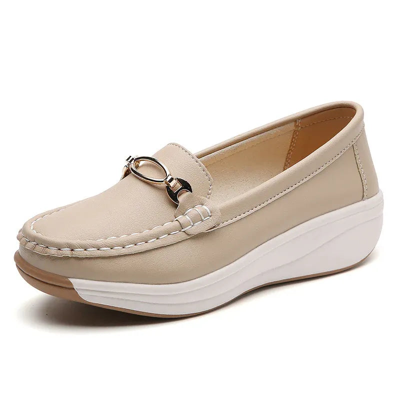 Women's Chain Accent Platform Loafers