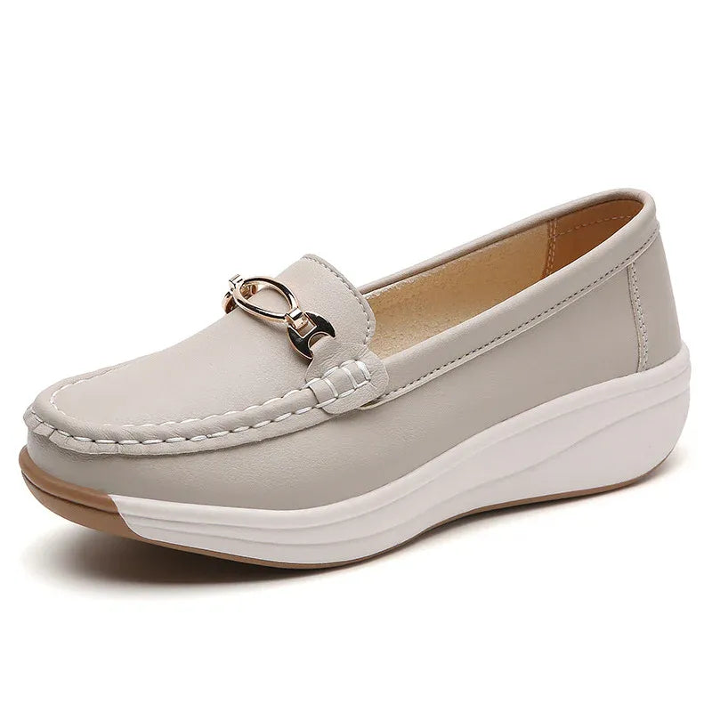 Women's Chain Accent Platform Loafers