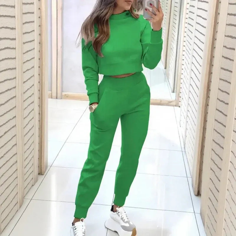 Women’s Slim Fit Cropped Sweatshirt and Jogger Set