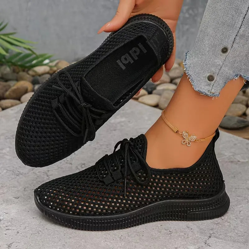 Women’s Breathable Mesh Lace-Up Walking Sneakers