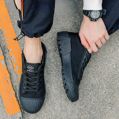 Men’s Rugged Low-Top Lace-Up Sneakers