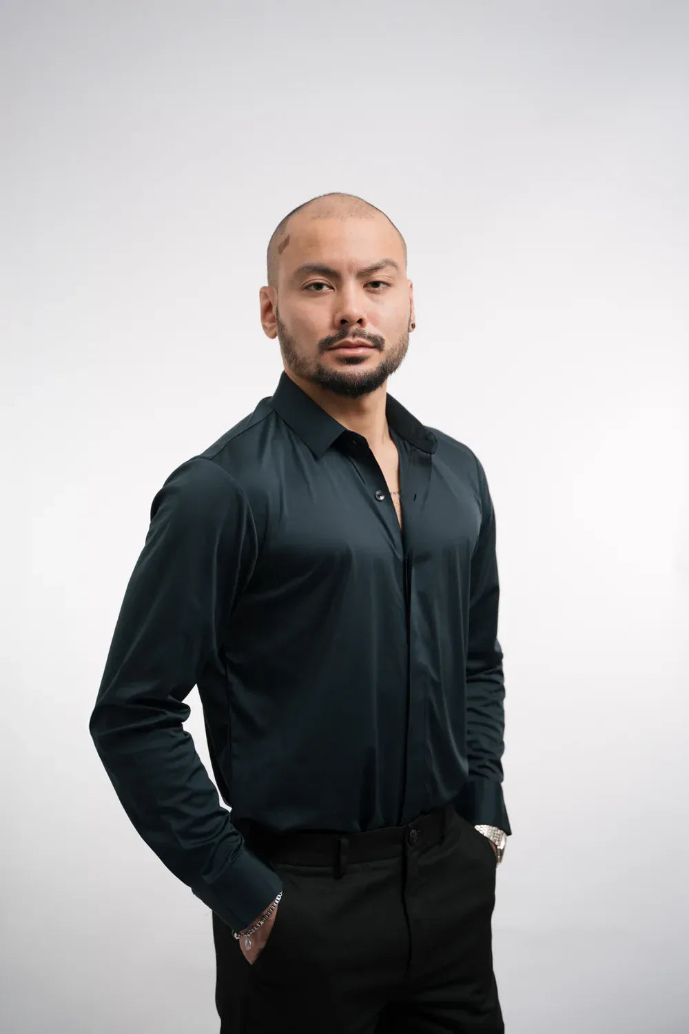 Men’s Wrinkle-Resistant Long-Sleeve Dress Shirt