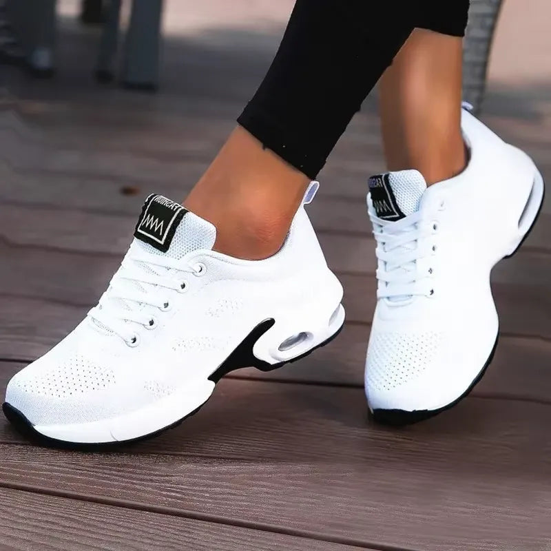 Women’s Lightweight Breathable Cushion Sole Sneakers