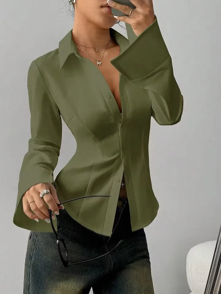 Women's Fitted Button-Up Long Sleeve Shirt