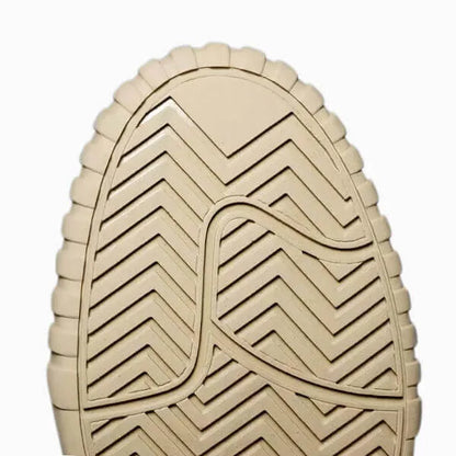 Men’s Lightweight Low-Top Lace-Up Sneakers