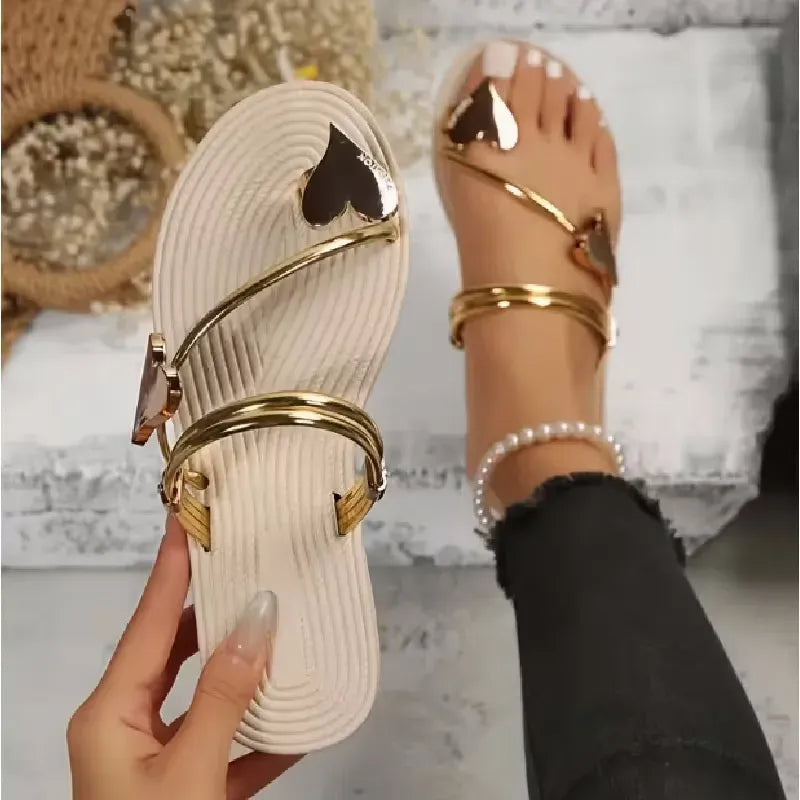 Women’s Heart Accent Toe Loop Flat Sandals