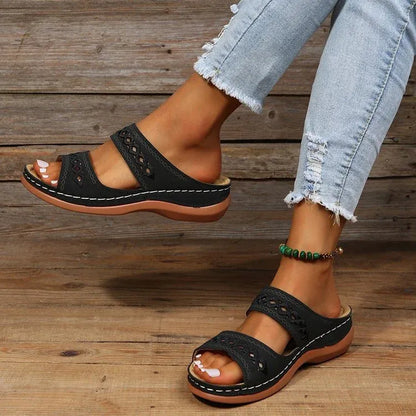 Women’s Cutout Comfort Slide Sandals