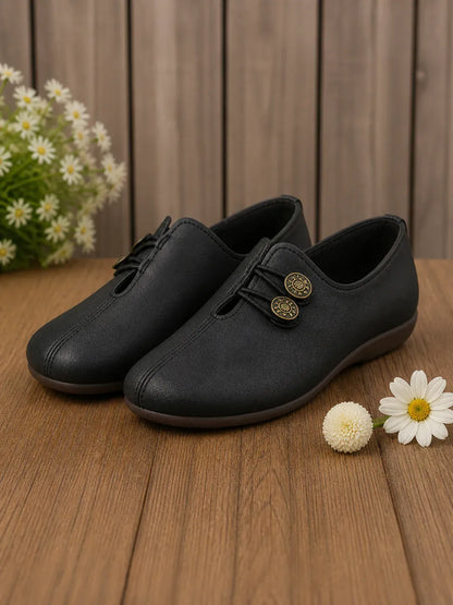 Women’s Soft Sole Lace-Up Flats