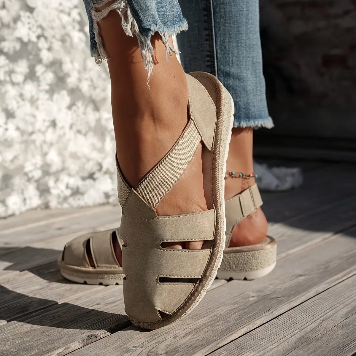 Women’s Cutout Slingback Comfort Sandals