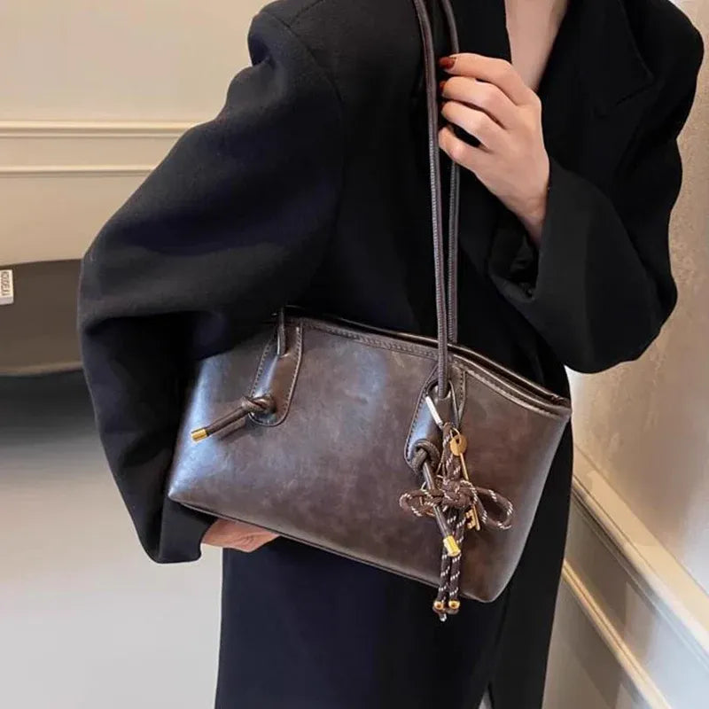 Women’s Vintage-Style Faux Leather Shoulder Tote Bag