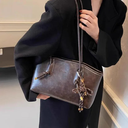 Women’s Vintage-Style Faux Leather Shoulder Tote Bag