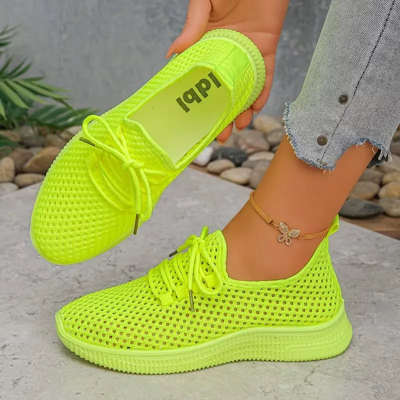 Women’s Breathable Mesh Lace-Up Walking Sneakers