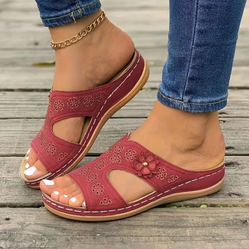 Women’s Floral Cutout Comfort Slide Sandals