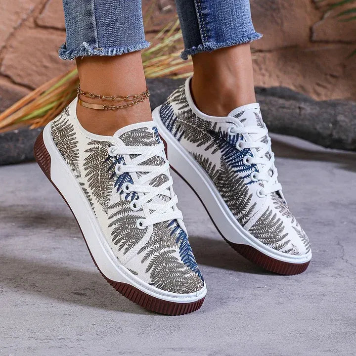 Women’s Breathable Leaf Print Lace-Up Casual Sneakers