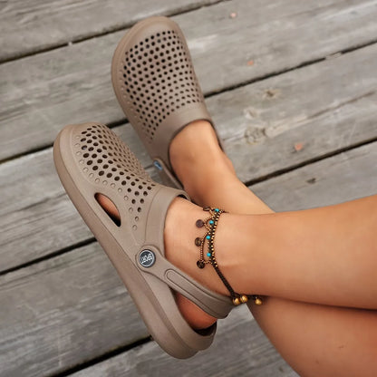 Women’s Lightweight Breathable Garden Clogs