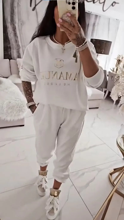 Women's Printed Sweatshirt & Relaxed Jogger Set