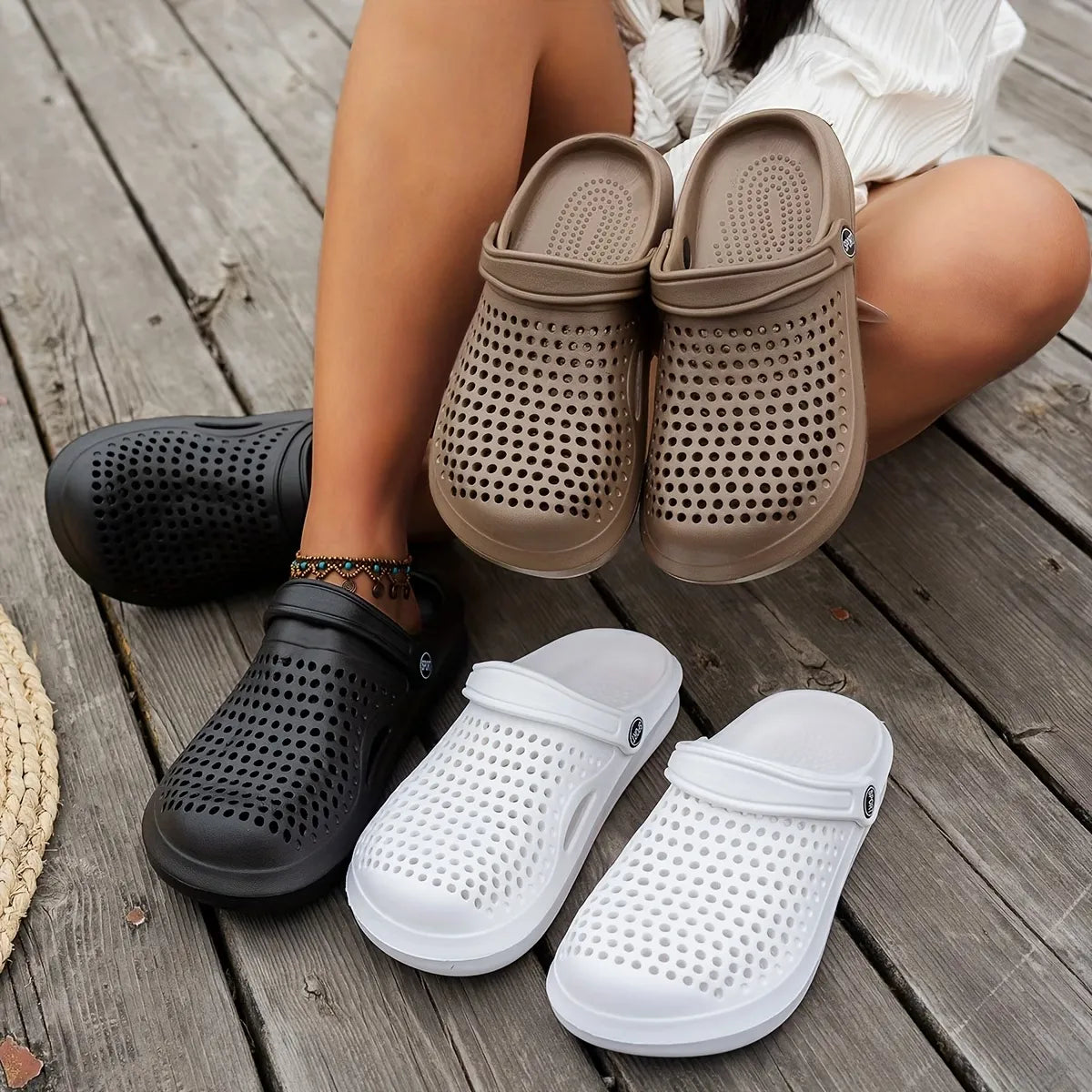 Women’s Lightweight Breathable Garden Clogs