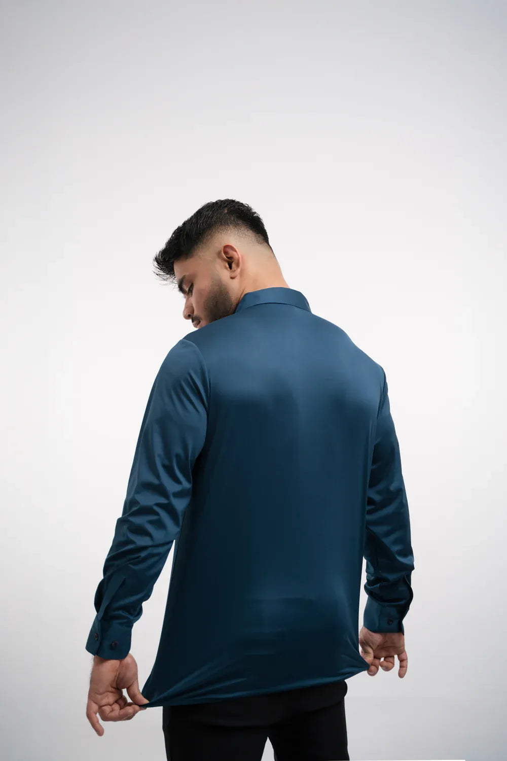 Men’s Wrinkle-Resistant Long-Sleeve Dress Shirt