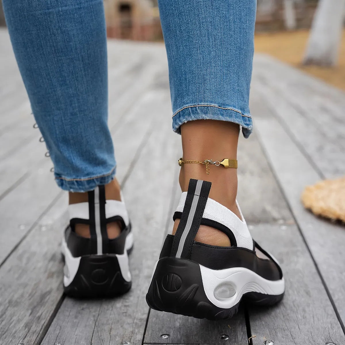 Women’s Slip-On Mesh Walking Sneakers