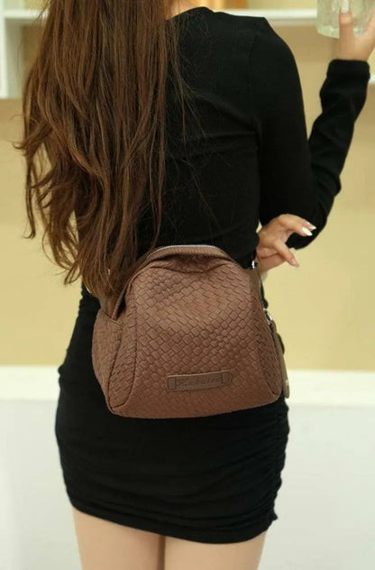 Women’s Woven-Look Shell Crossbody Bag