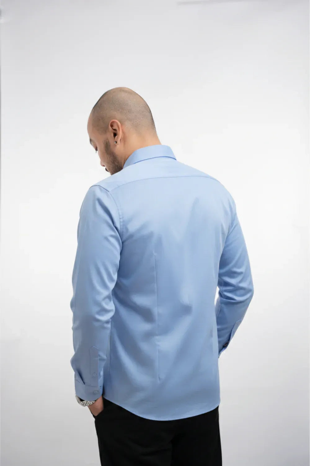 Men’s Wrinkle-Resistant Long-Sleeve Dress Shirt