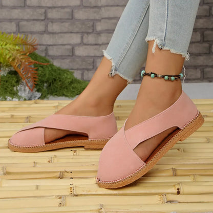 Women’s Crisscross Closed-Toe Flat Sandals