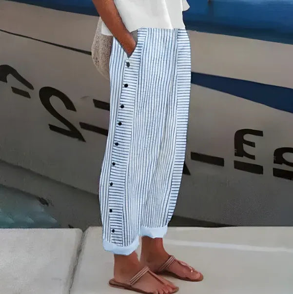 Women’s Striped Button Detail Cropped Pants
