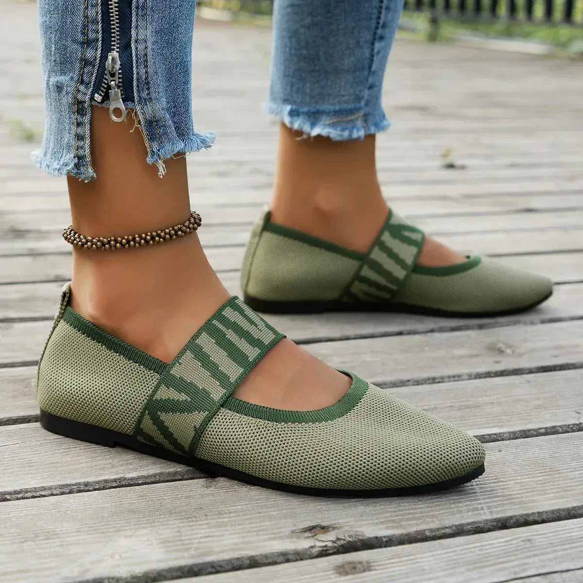 Women’s Knitted Strap Pointed Toe Flats