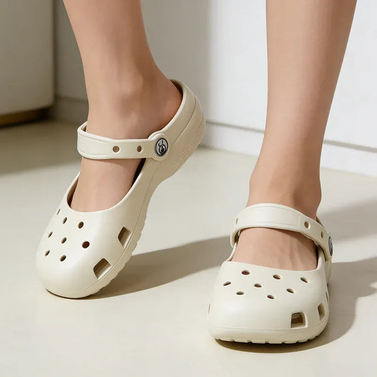 Women’s Lightweight Comfort Clogs
