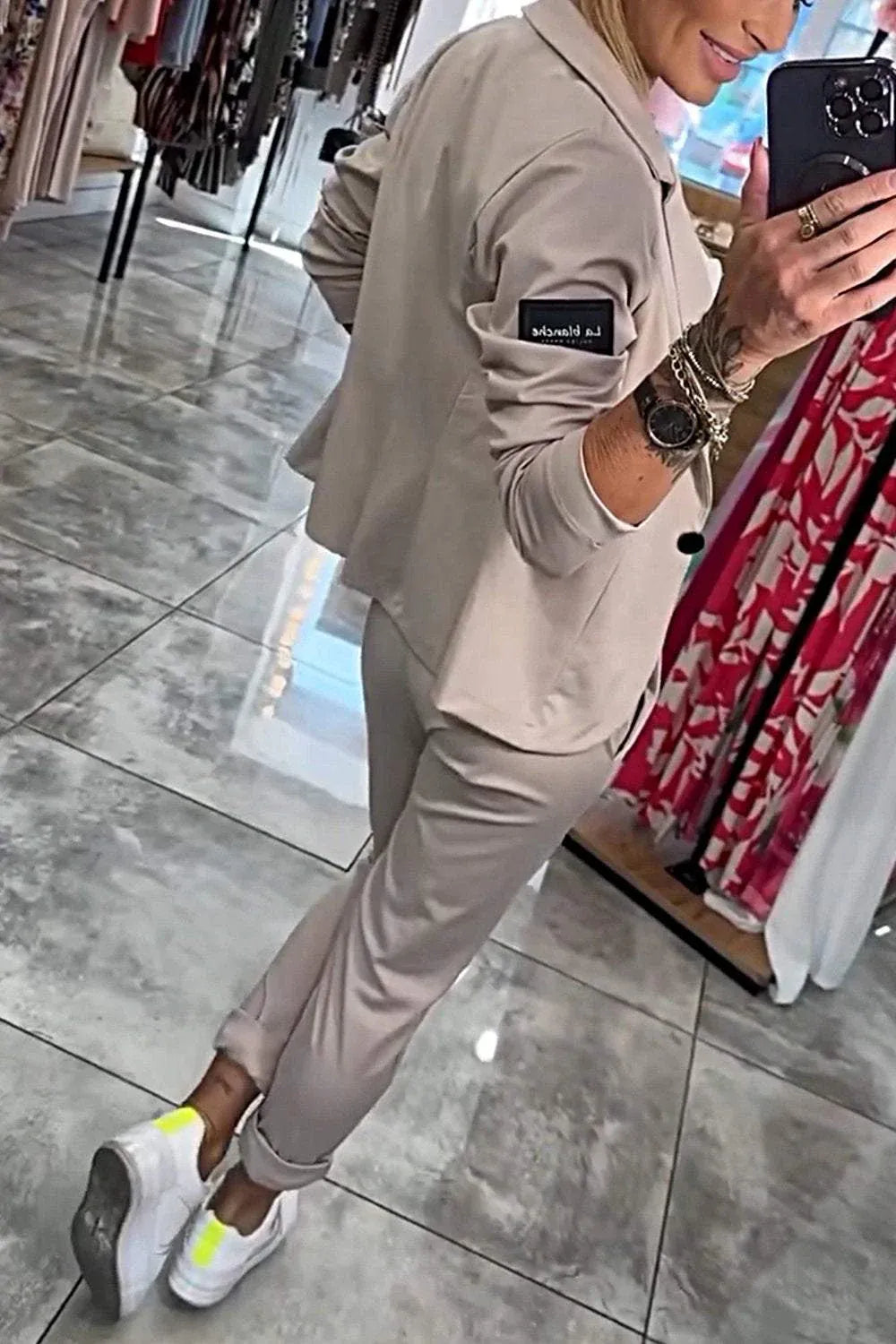 Women’s Casual Blazer and Pants 2-Piece Set