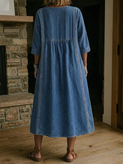 Women’s Lace Trim V-Neck Midi Dress