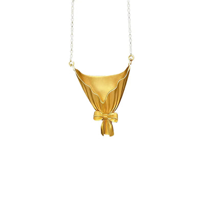 Rose Bouquet Pendant Necklace