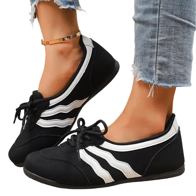 Retro Wave Stripe Lace-Up Sneakers