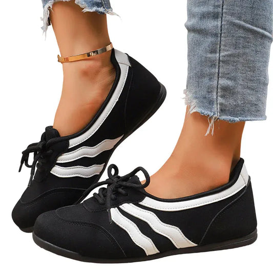 Retro Wave Stripe Lace-Up Sneakers