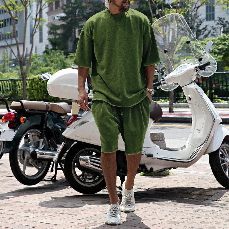Men’s Oversized Short-Sleeve T-Shirt and Shorts Set