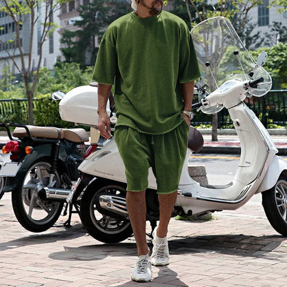 Men’s Oversized Short-Sleeve T-Shirt and Shorts Set