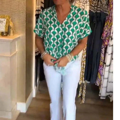 Women’s Geometric Print V-Neck Casual Blouse