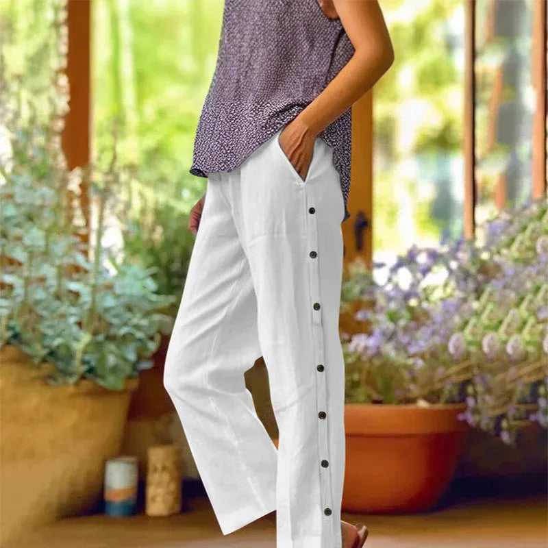 Women’s Side Button Cropped Pants